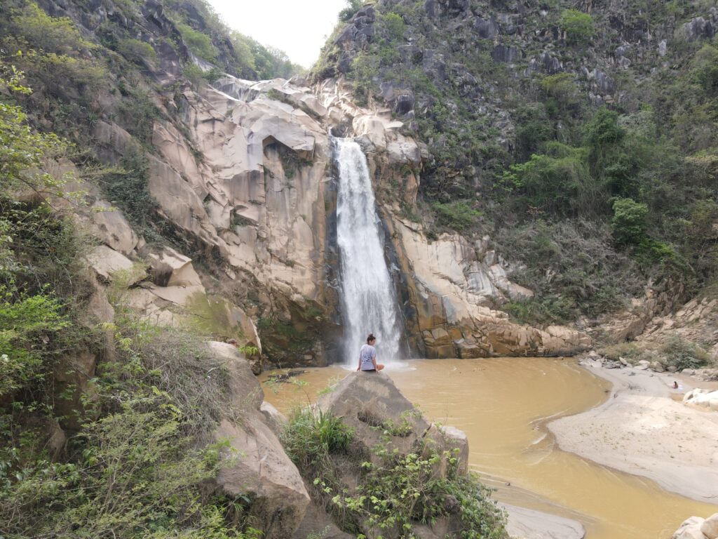 Puerto Escondido, Oaxaca 18 cascada la reforma waterfall scaled
